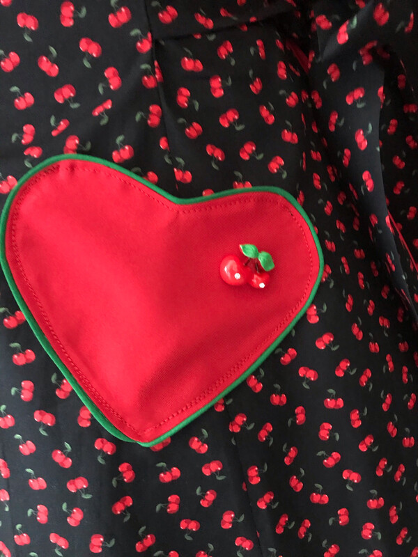 Black & Cherry 🍒 Apron