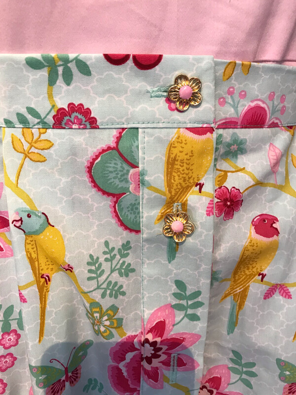 Button Skirt Parrot 🦜