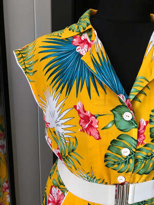 Tropical 🌴 Yellow