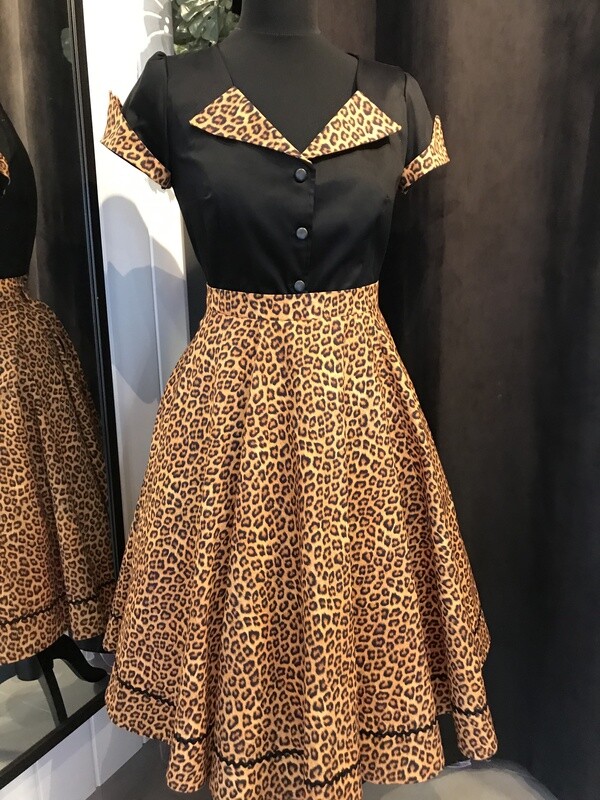 Leopard skirt Leopard skirt