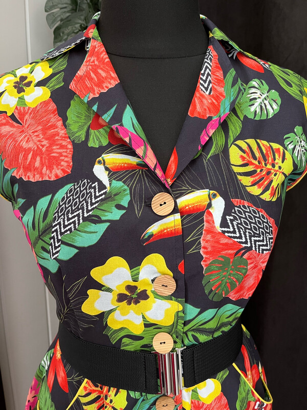 Tropical Heat 🙀 Tropical Heat 🙀