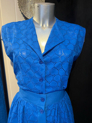 Embroidery top