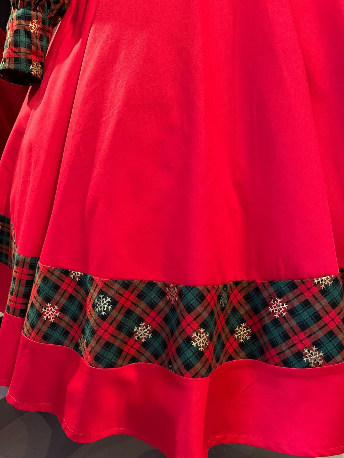 Klokrok met Kerstdetail Klokrok met Kerstdetail, Kleur: Rood