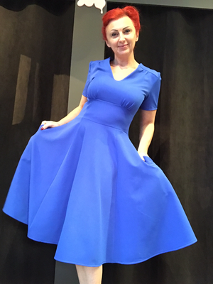 Curvy V Royal Blue Curvy V Royal Blue