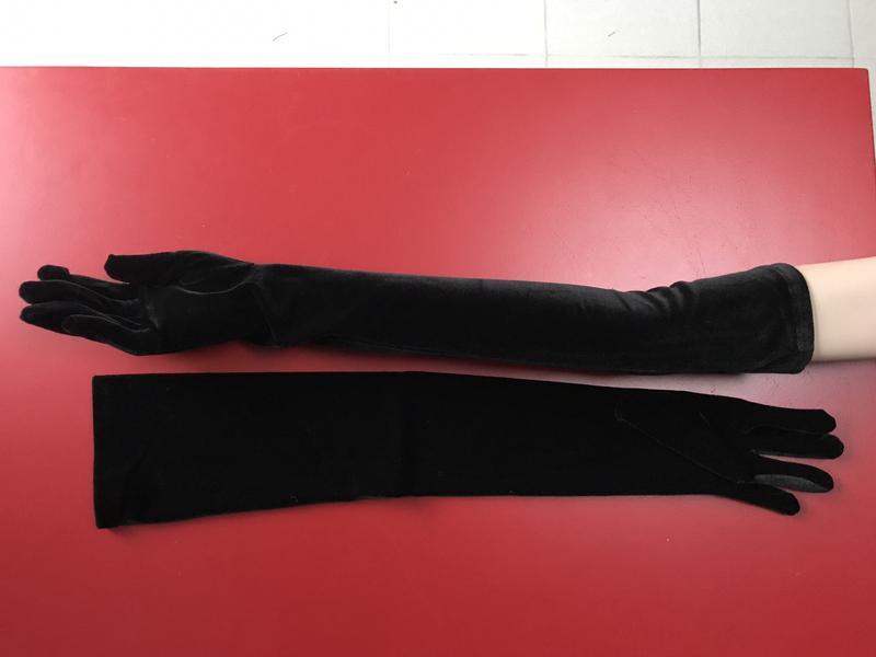 Zwarte handschoen in fluweel