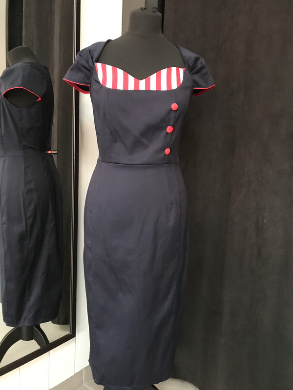 Sassy and tailored Donkerblauw/rood