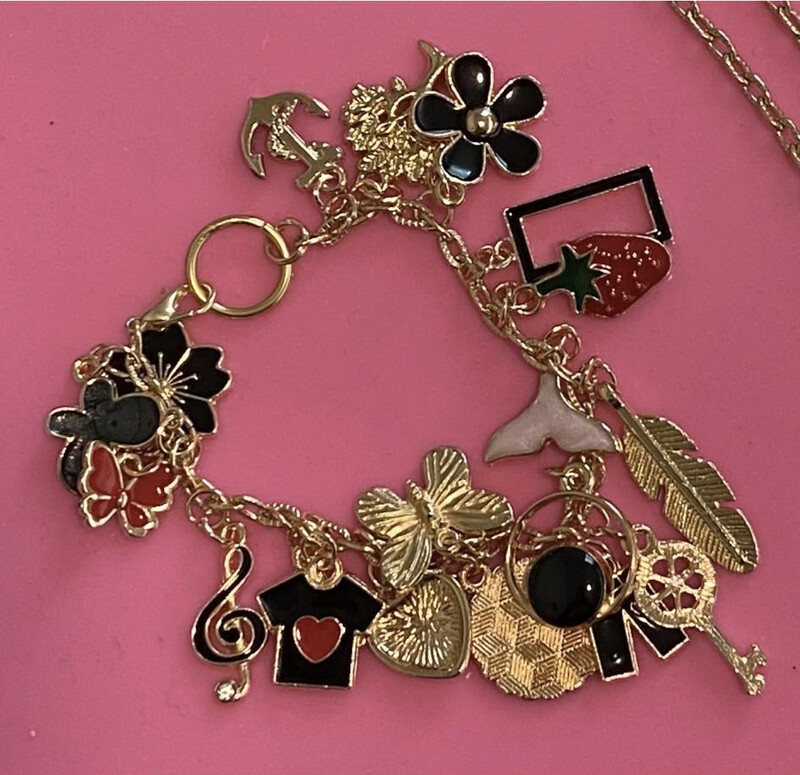 J.Nette Charms 12