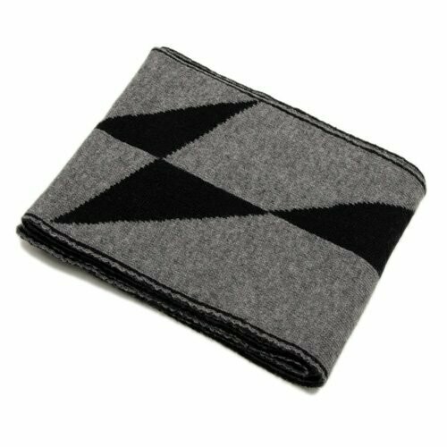 Halsduk Triangle Black and Grey