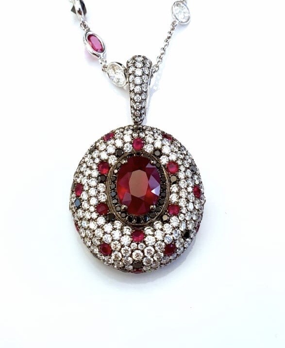 Iris Ruby