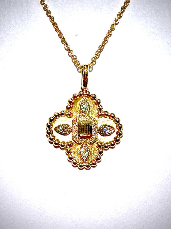 Clover Pendant
