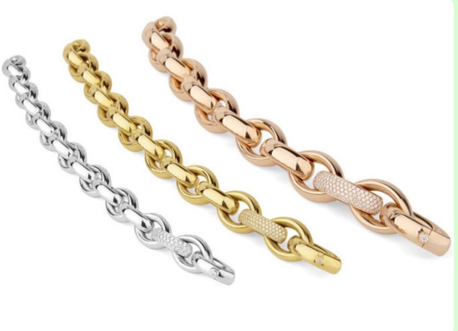 18kt Gold Bracelet With Diamonds