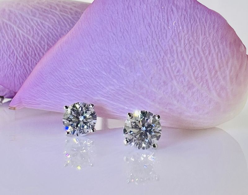 1.45ctw Round Brilliant Cut 14KT White Gold Diamond Stud Earrings