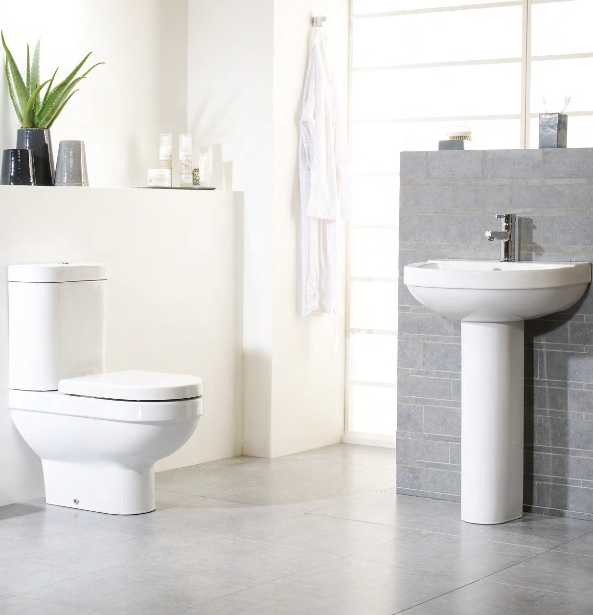 Venus 4 piece suite CB-Pure