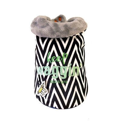 Keep Waggin Cape Black