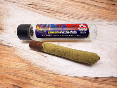 Fish Meadow Cannabis - Tommy Blunt Moonwalk Backwoods Blunt w/ Glass Tip *2.5g of Flower Coated in Shatter & Rolled in Kief* 01075