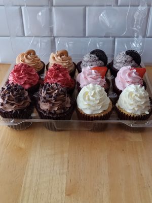 Signature Dozen (Choose Flavors)