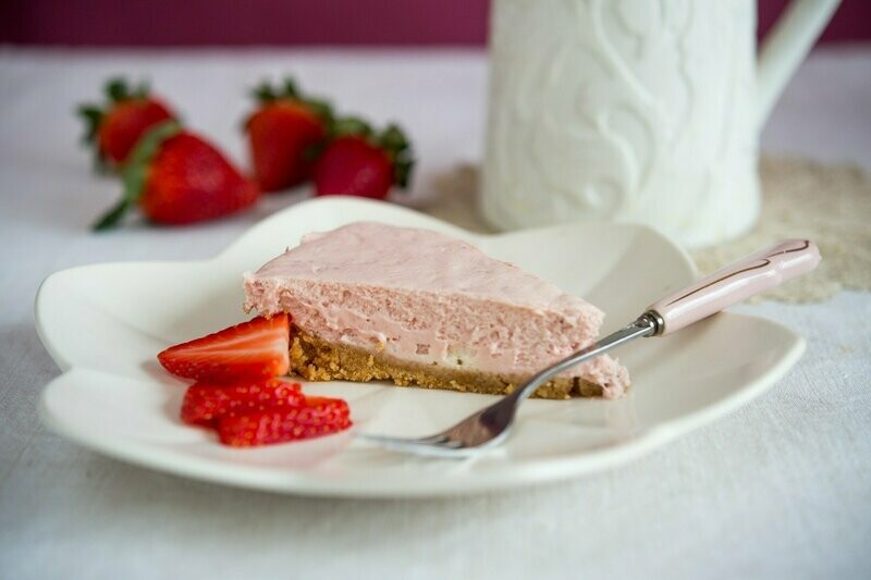 6" Strawberry & Raspberry Cheesecake