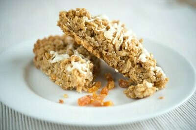Apricot & White Chocolate Flapjack (24 portions)
