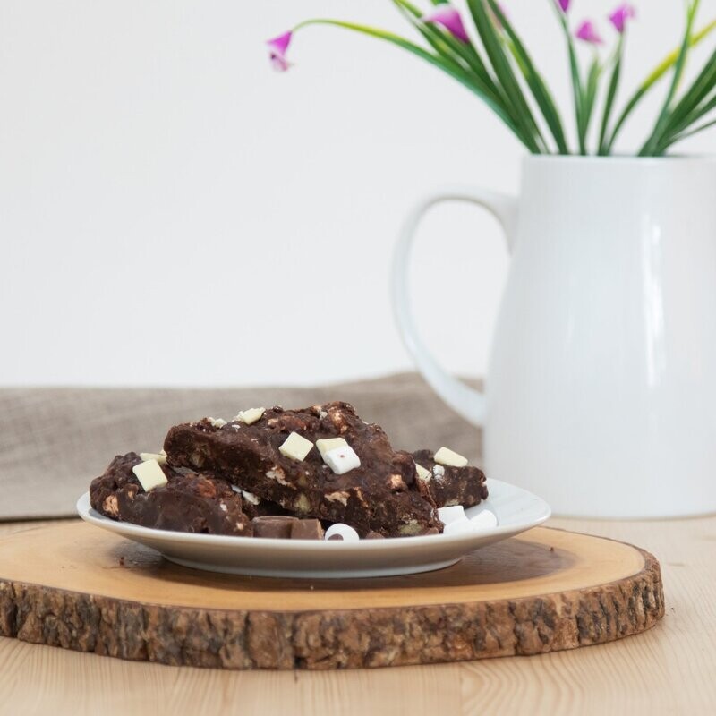 Millionaire's Rocky Road Traybake (24 portions)