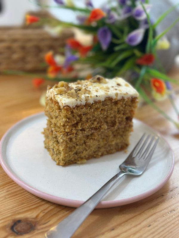 Carrot Traycake (14 portions)
