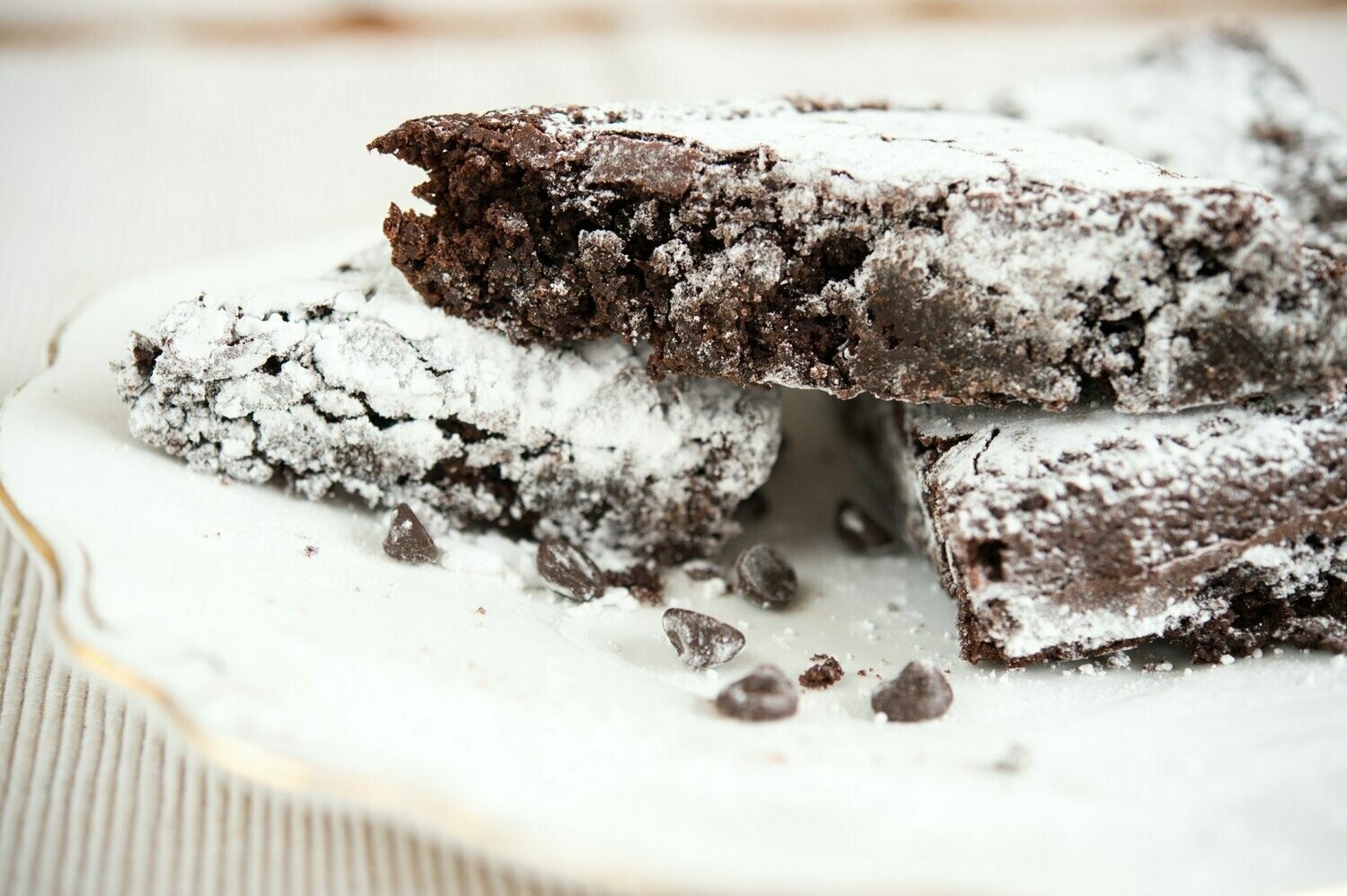 Chocolate Brownie (Vegan & Gluten Free) (4-6 portions) Chocolate Brownie (Vegan & Gluten Free) (4-6 portions)