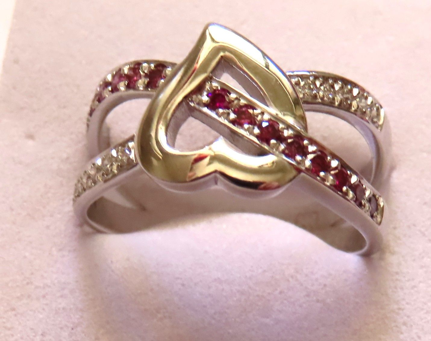 Purple Diamonds &amp; white diamonds ring in 9ct white gold