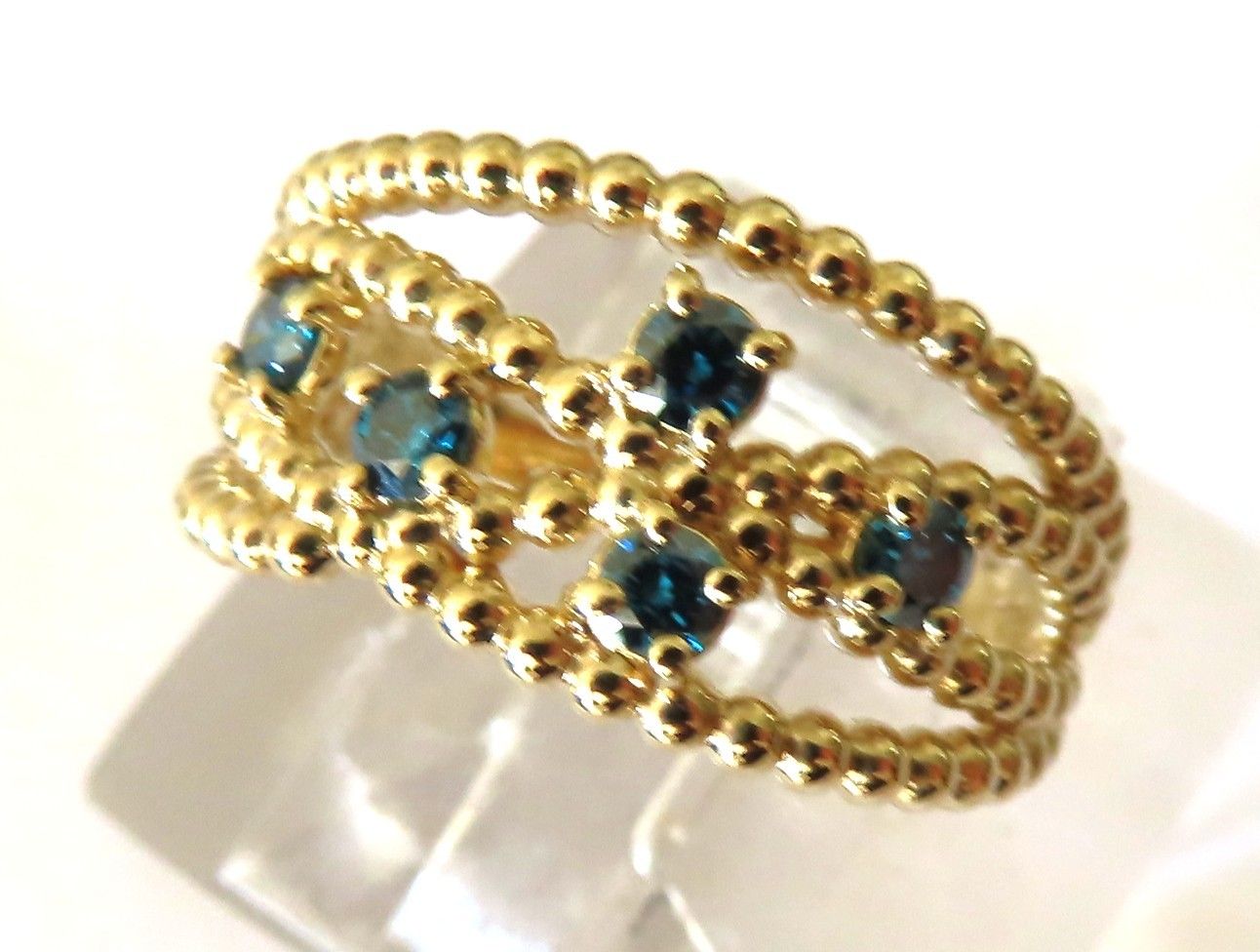 Blue Diamonds Ring in 10ct yellow gold