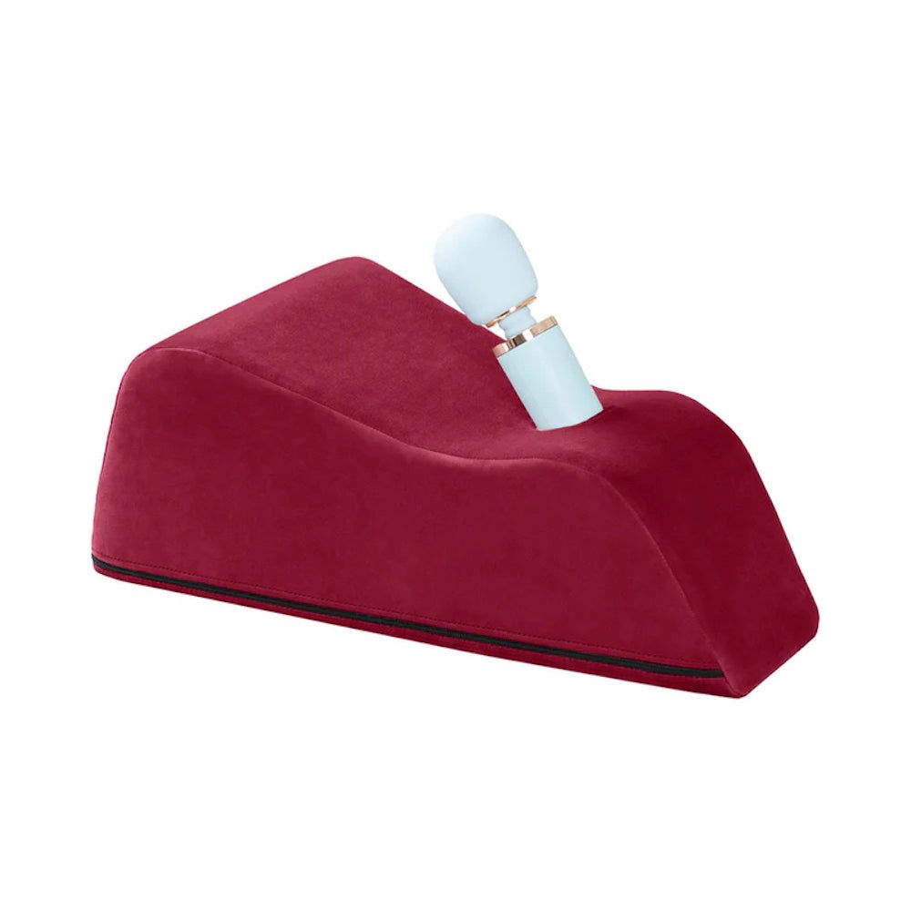 Wanda Toy Mount - Merlot