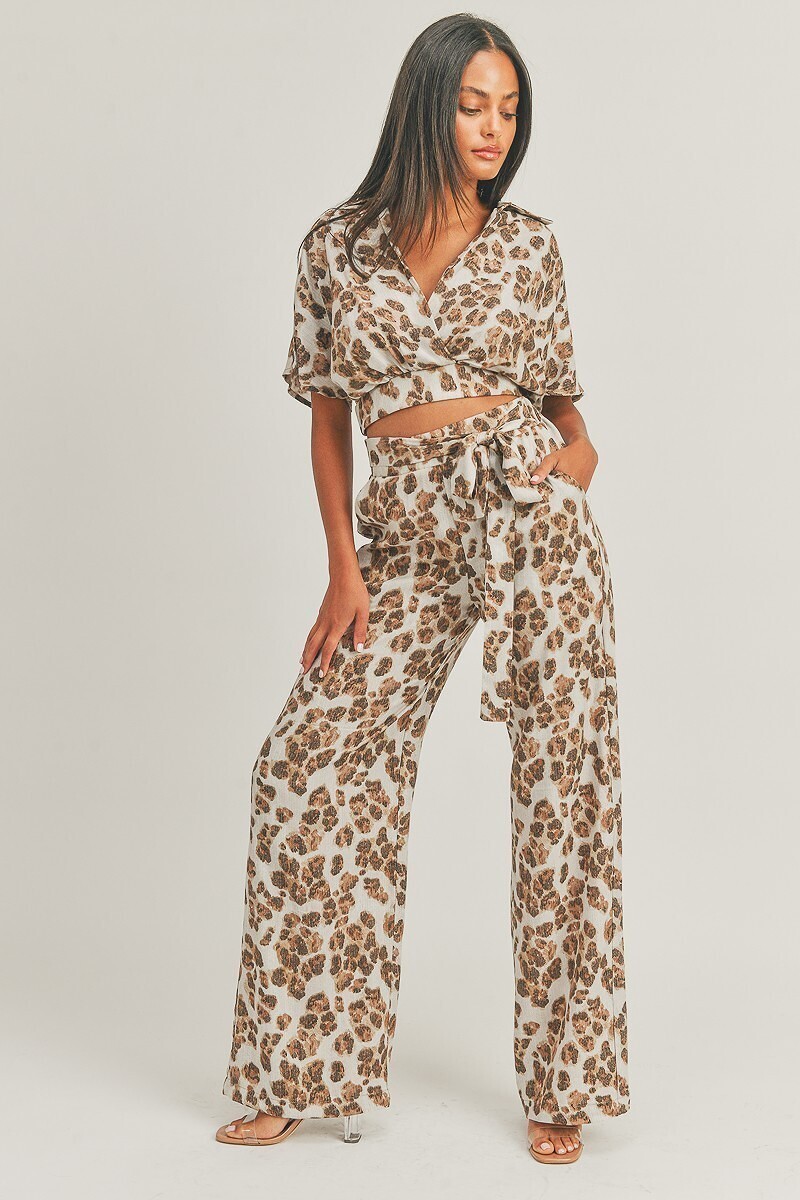 Pants set |Wild Elegance: 2pc Animal Print Pant Set