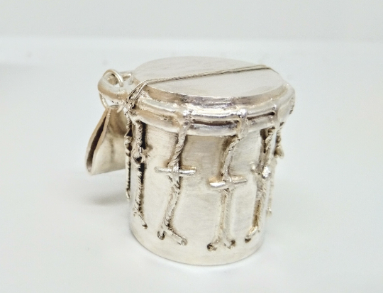 Hand-crafted Silver Garifuna Drum pendant