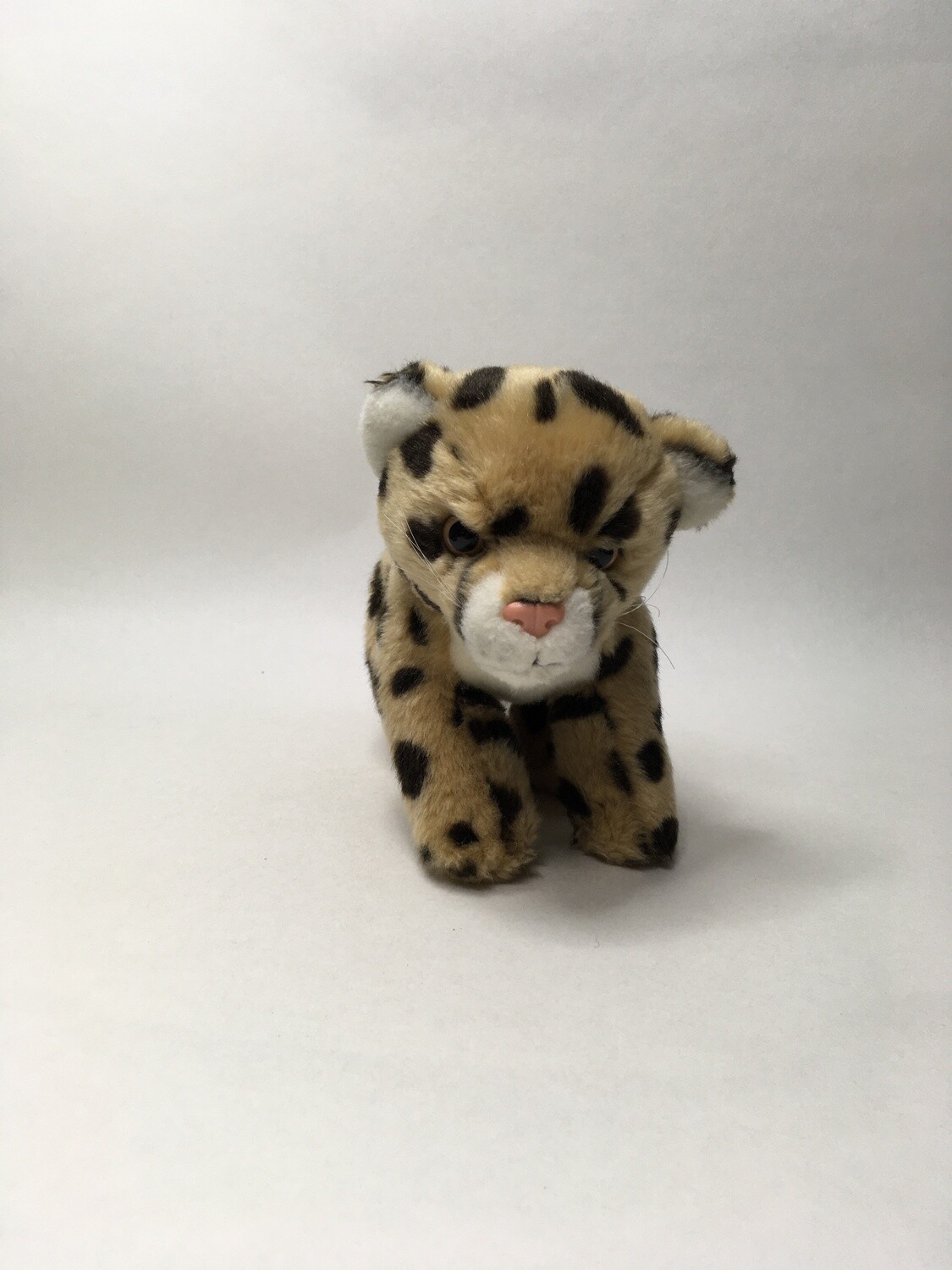 Leopard Uni Toys stehend 18cm selten