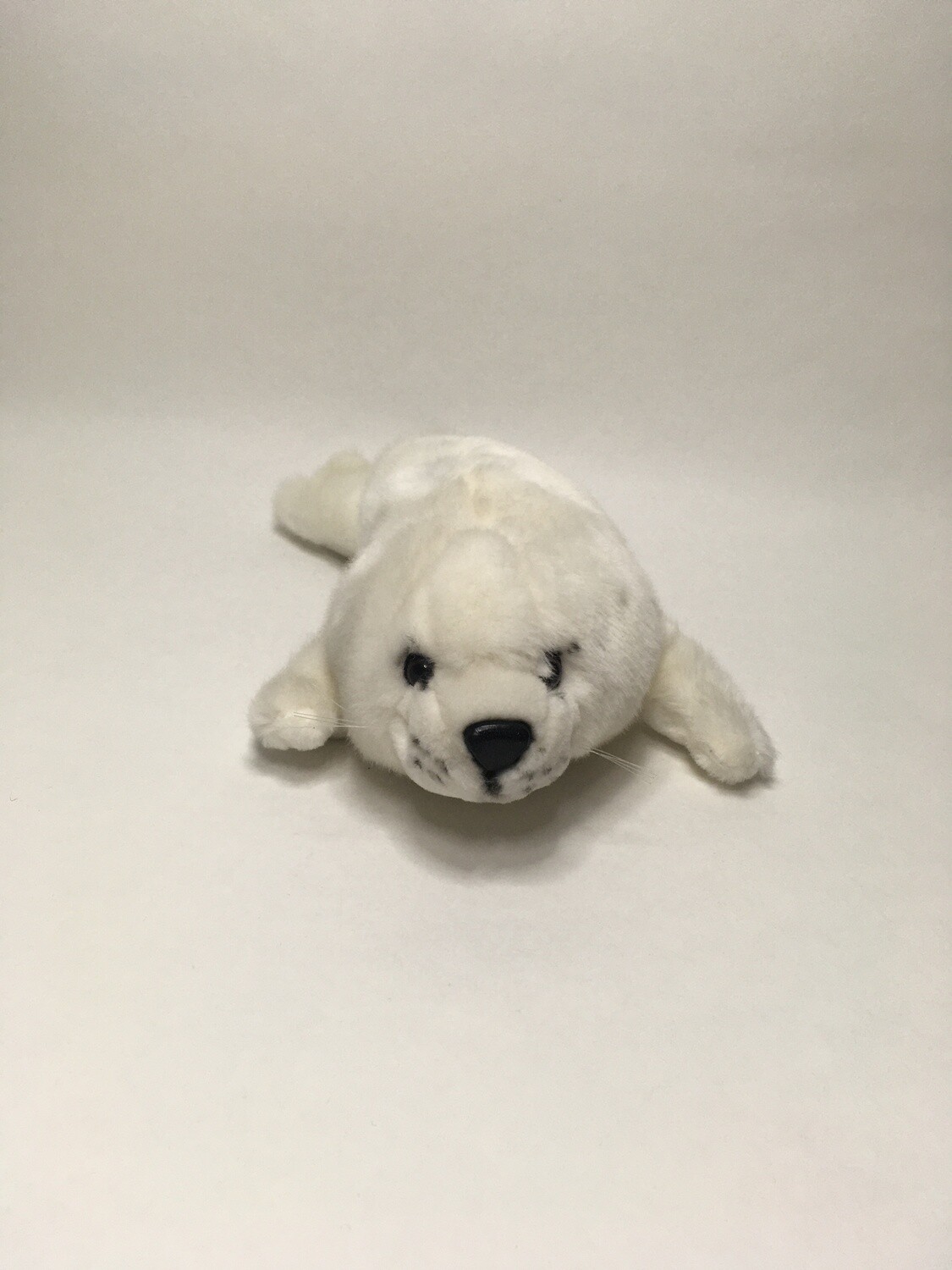 Robbe liegend 31cm selten