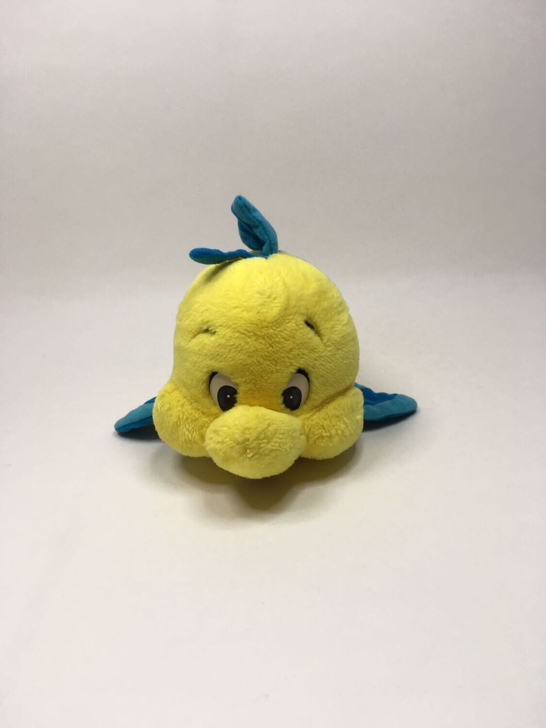 Disney Arielle Die Meerjungfrau Fabius Fisch liegend 28cm selten