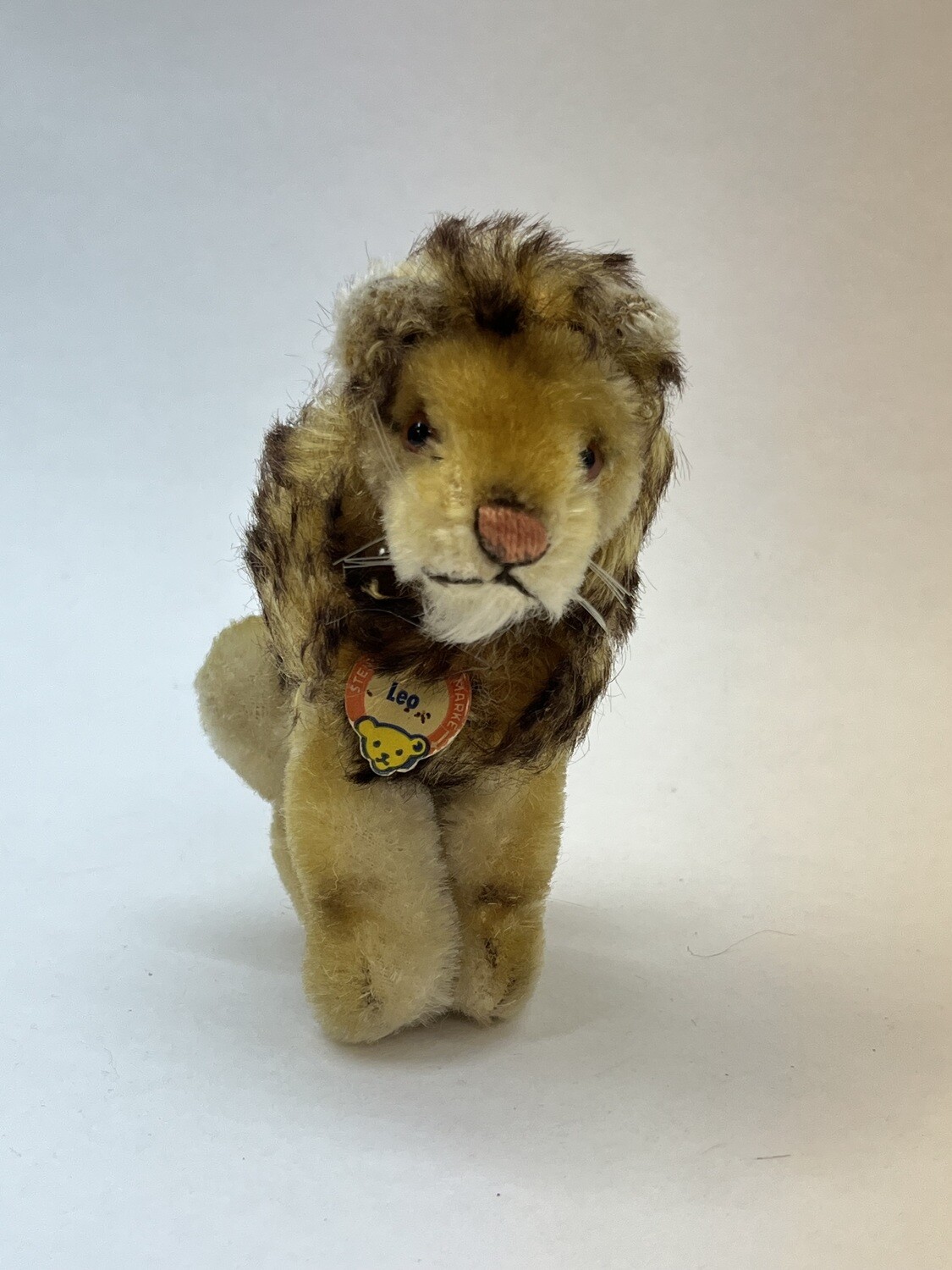 Steiff Löwe Leo sitzend 15cm Sammlerstück