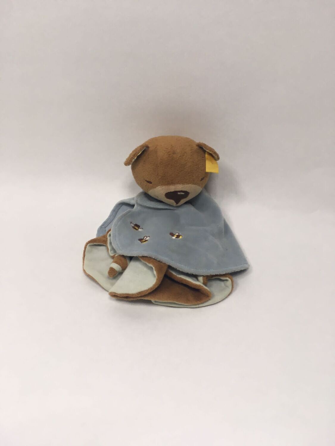 Steiff Teddy Schmusetuch Benny mit Knopf und Fahne stehend 25cm Sammlerstück