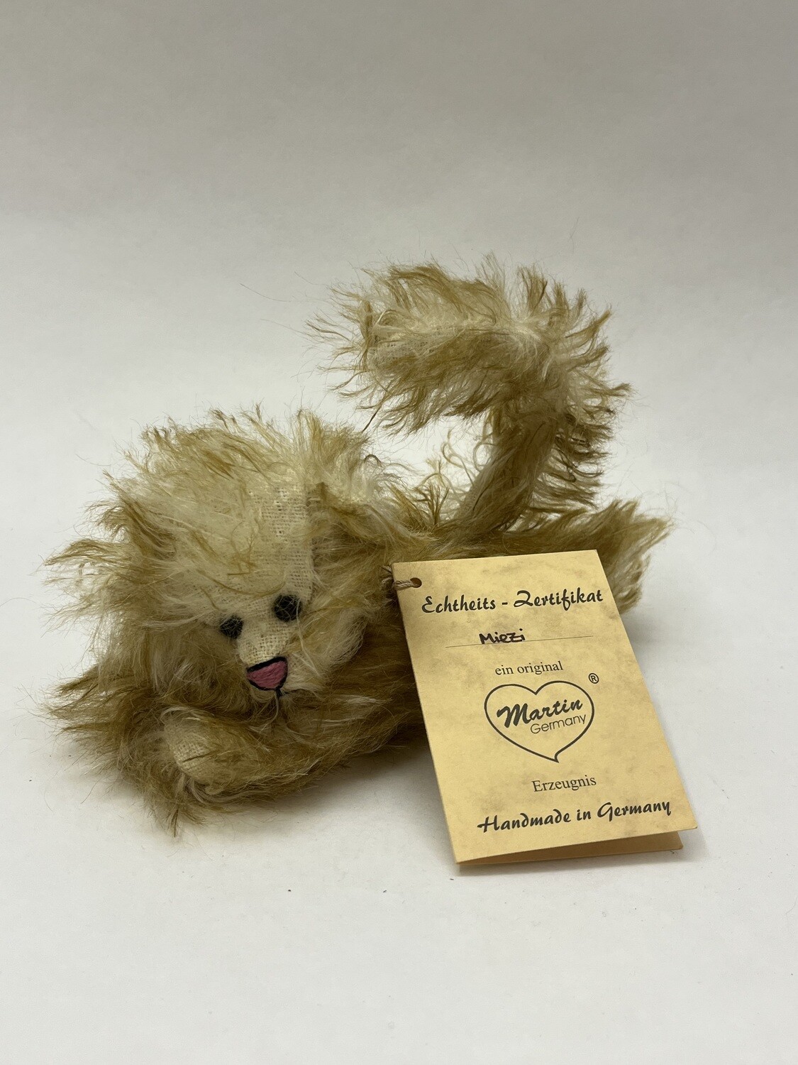 Teddy Miezi Martin Germany Handarbeit Limited Edition mit beweglichen Gliedern liegend 16cm Sammlerstück Vintage mit Zertifikat