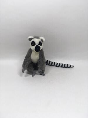 Affe Lemur Knuffel sitzend 48cm Mega Sammlerstück