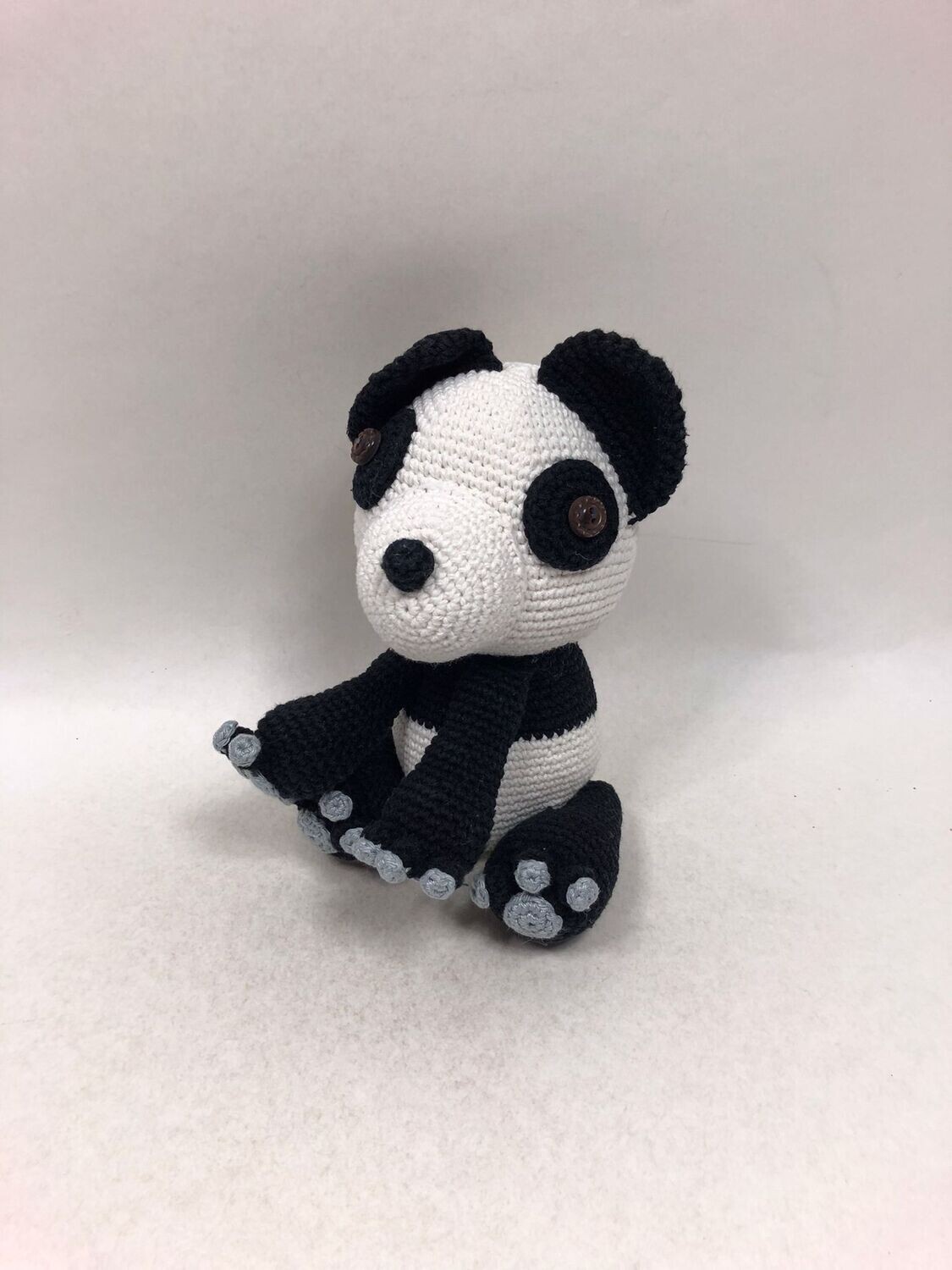 Panda Handarbeit sitzend 20cm Rarität