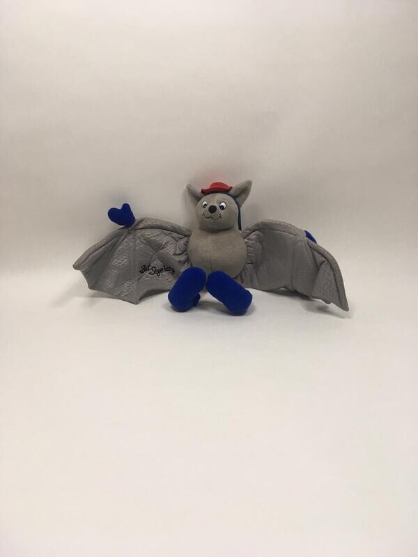 Fledermaus Bat Segeberg Fledermaushöhle stehend 25cm Sammlerstück