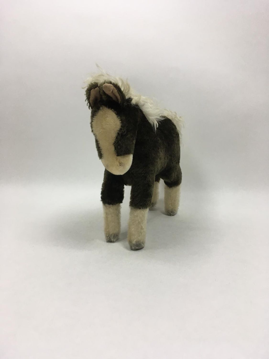 Pferd Knuffel stehend 25 cm Sammlerstück