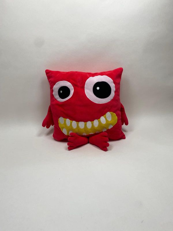 Deko Kissen Monster Knuffel stehend 41*52 cm selten