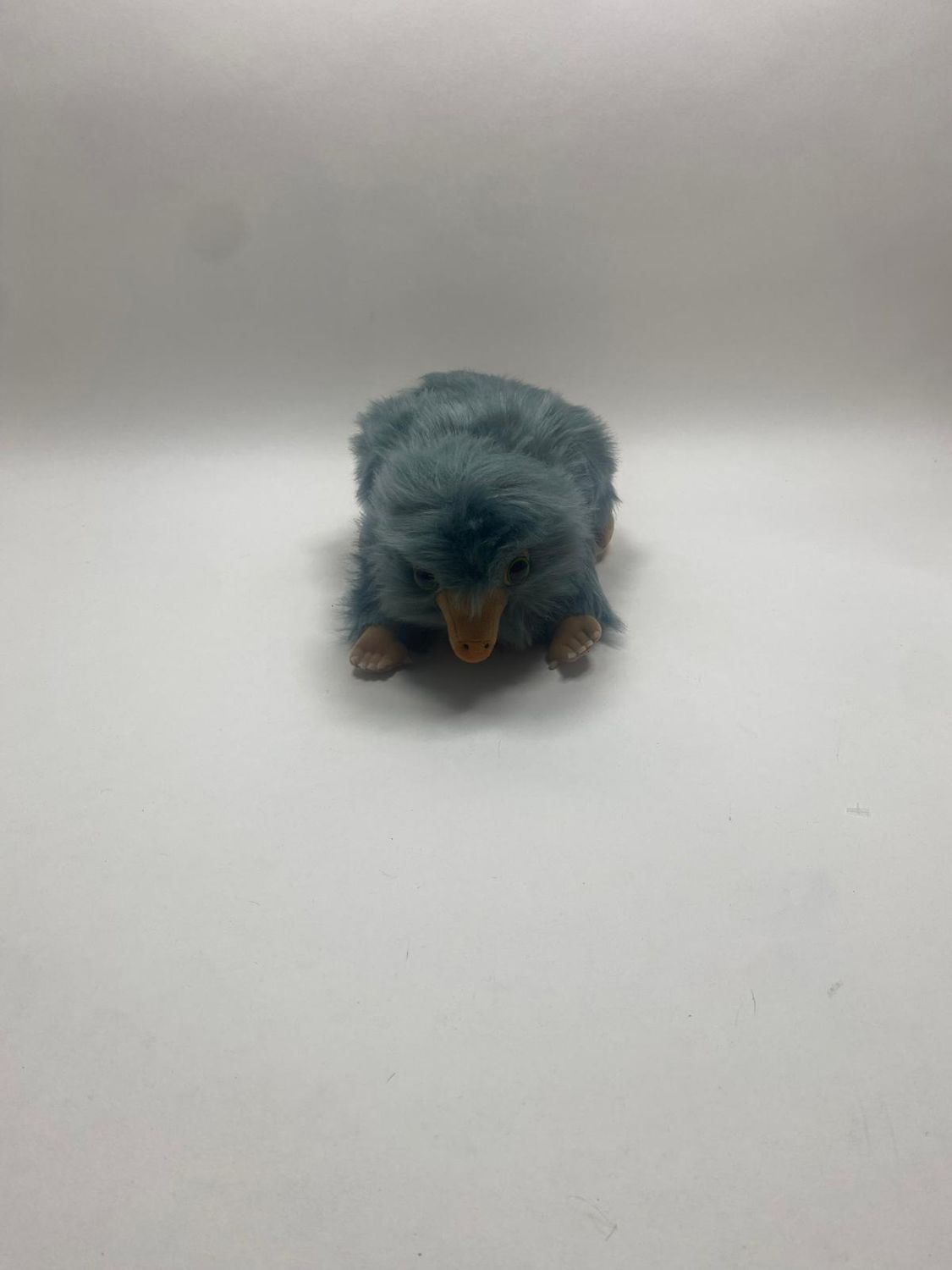 Maulwurf Baby Niffler Fantastic Beasts The Noble Collection liegend 28 cm Sammlerstück