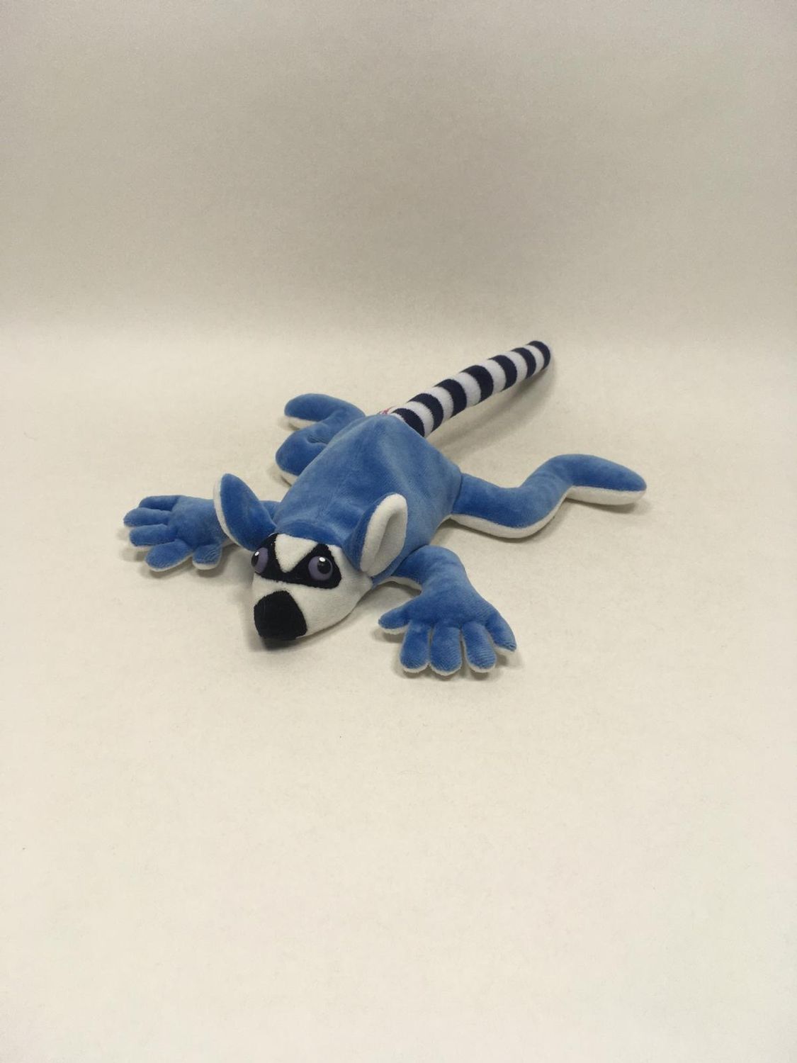 Perlsacktier Die scheue Kattarina liegend 35 cm Kult