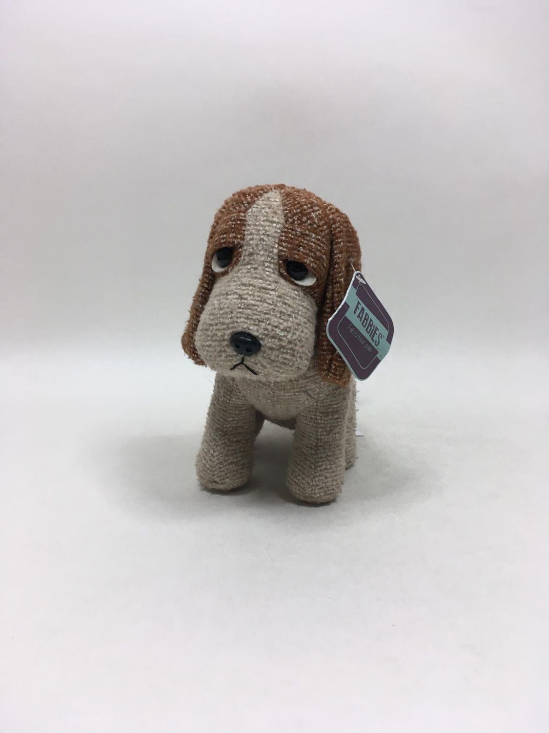 Hund Basset Aurora sitzend 18 cm Neuwertig mit Etikett