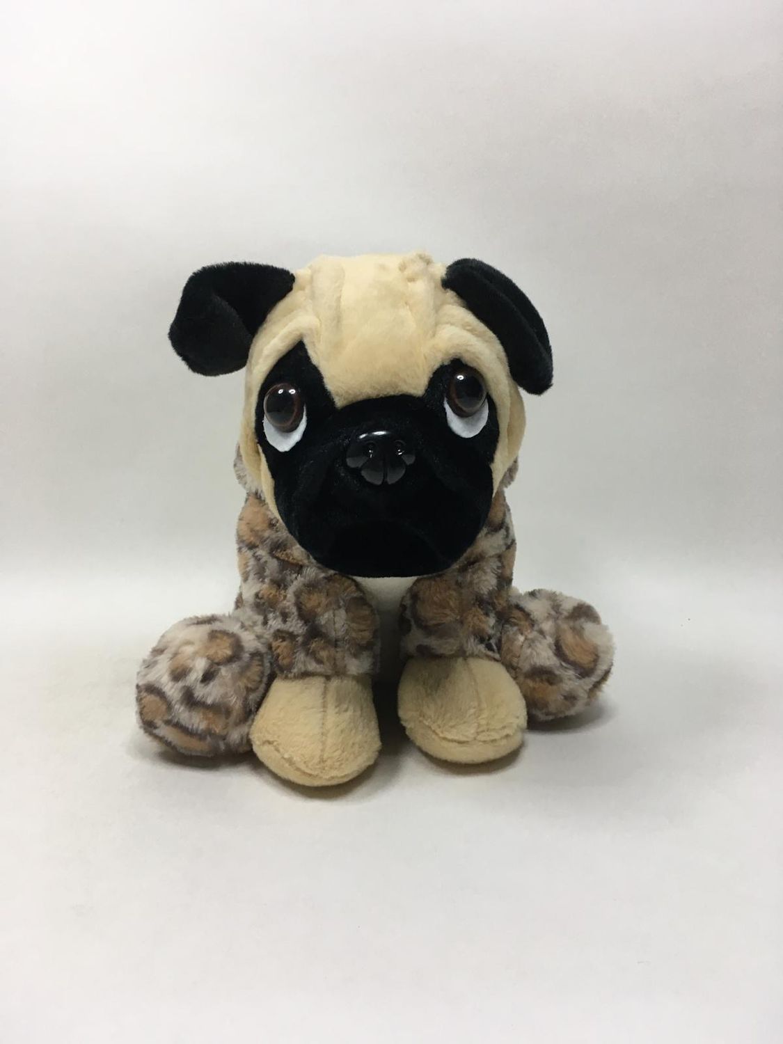 Hund im Leopardenkostüm Flo‘s Toys sitzend 33 cm Sammlerstück