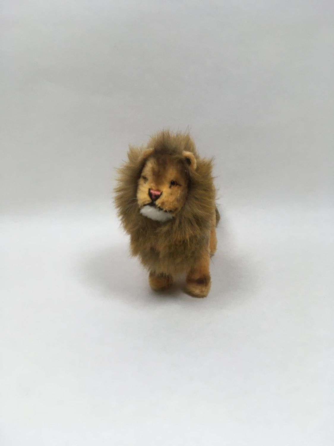 Steiff Löwe mit Knopf stehend 28 cm Sammlerstück