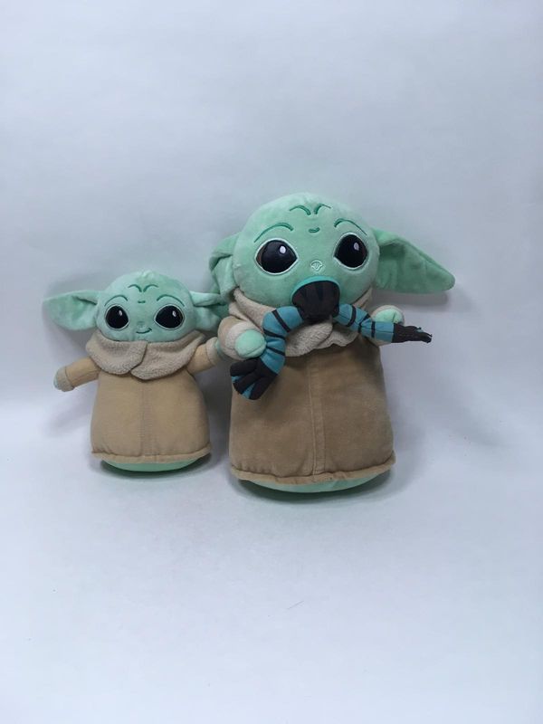 Star Wars Baby Yoda mit Begleitung Lucas Film stehend 30 cm Sammlerstück