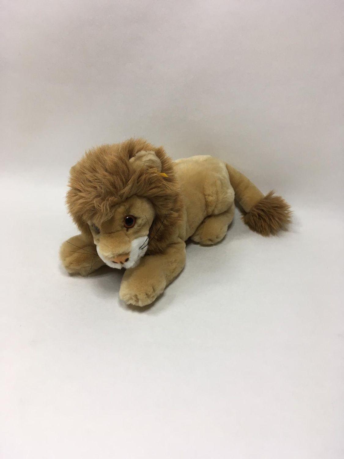 Steiff Löwe Molly Leo 103438 mit Knopf und Fahne liegend 43 cm selten