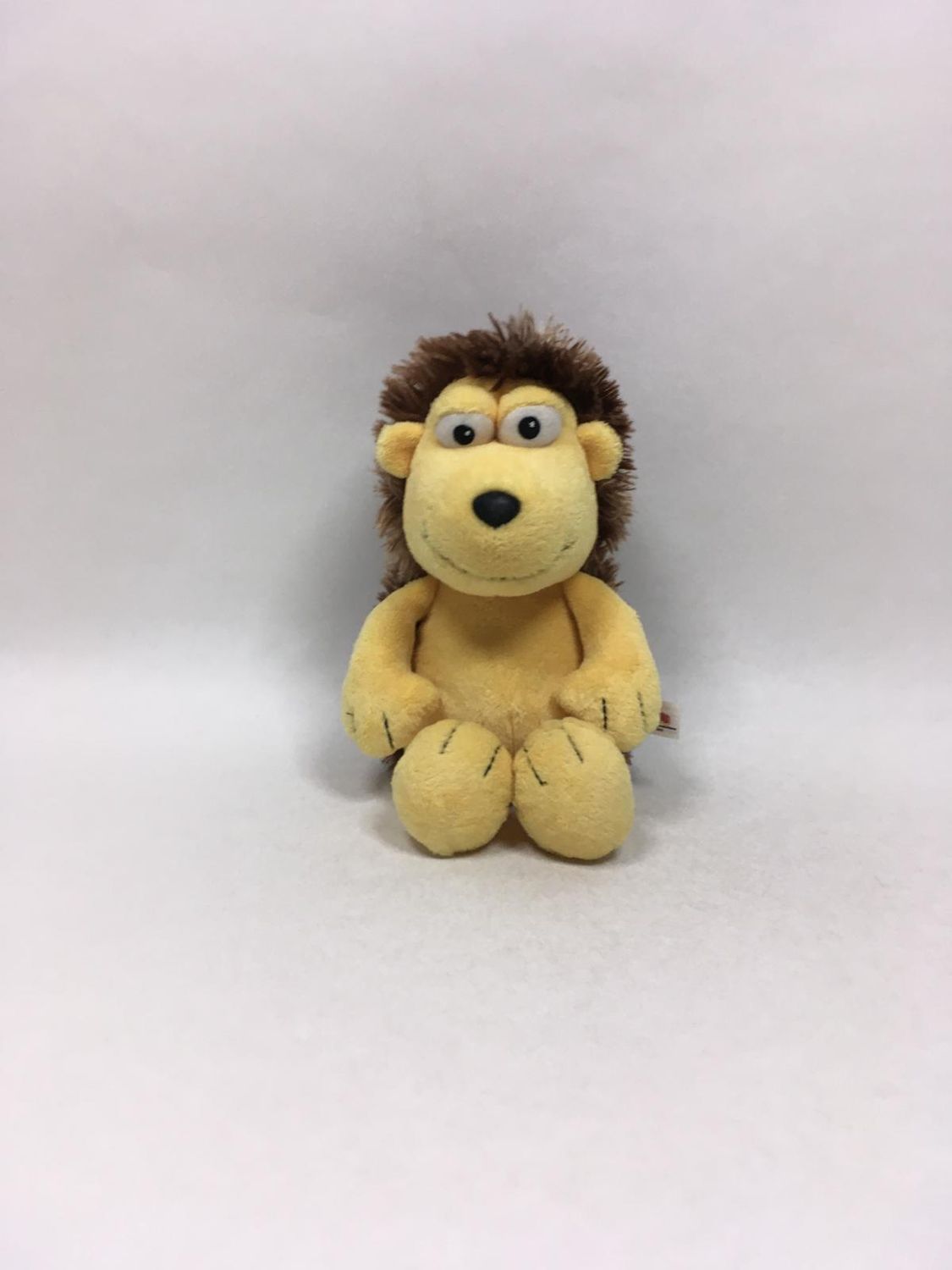 Nici Stachelschwein Matilda aus Der kleine Drache Kokosnuss stehend 25 cm Sammlerstück