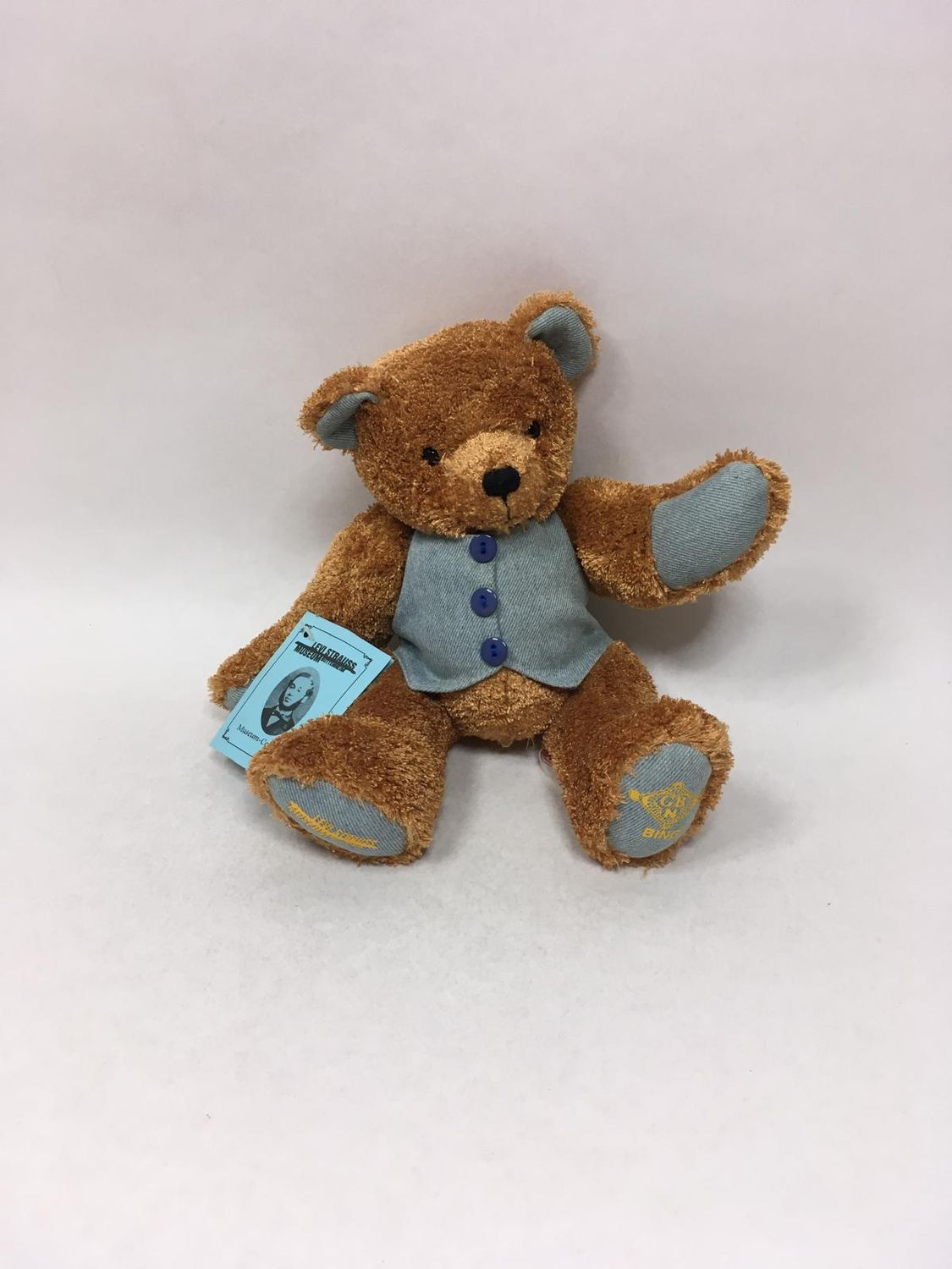 Teddy Levi Strauss Teddybär - Museum Buttenheim Classic Toy sitzend 28 cm Rarität Neuwertig mit Etikett